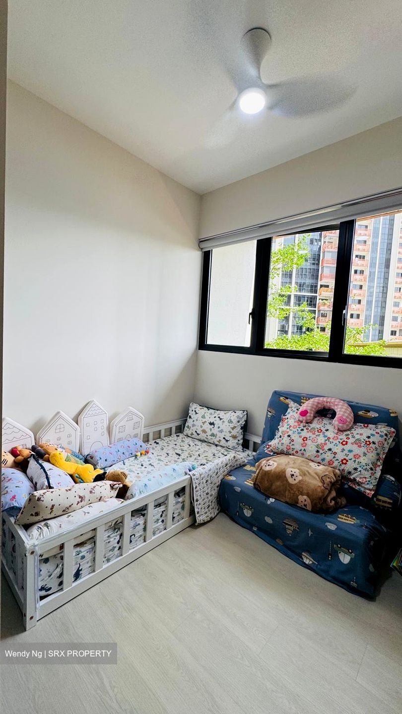 Riverfront Residences (D19), Apartment #605190101